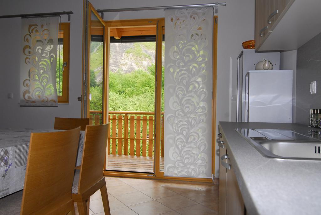 Apartment House Cviter Bovec Rum bild